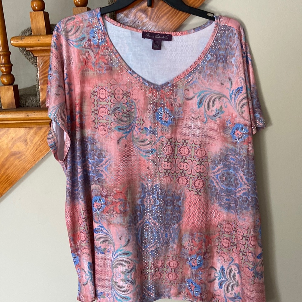 Gloria Vanderbilt top